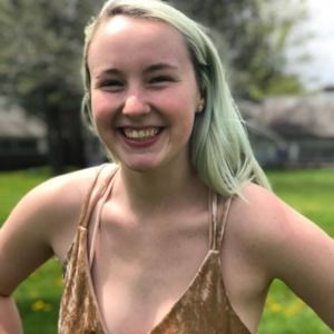 Meet your Posher, Ione